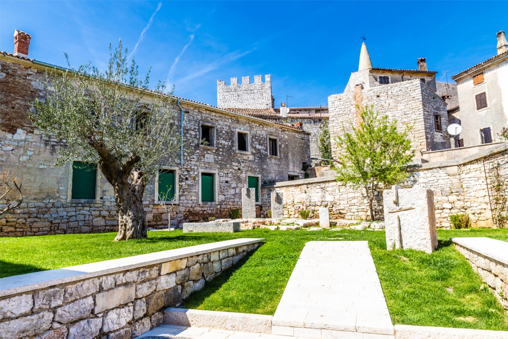 Things to do in Poreč: discovering hilltop towns